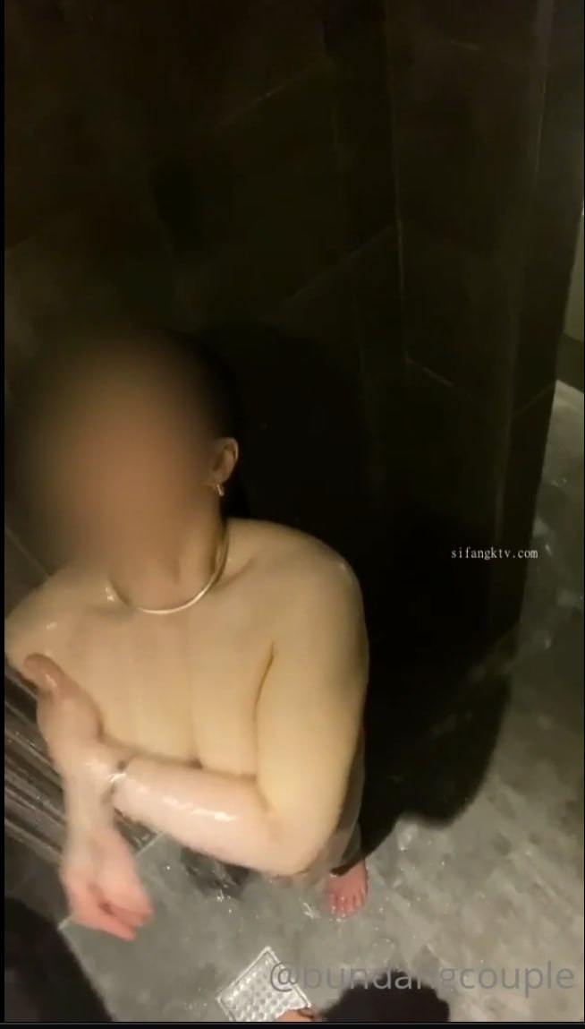 [Uncensored] 诺宝无敌??：我性瘾啦，拉着闺蜜一起下海捞金，颜值耐抗耐打，双飞自慰，互相揉奶，摸奶插逼那一刻看硬死我了！！